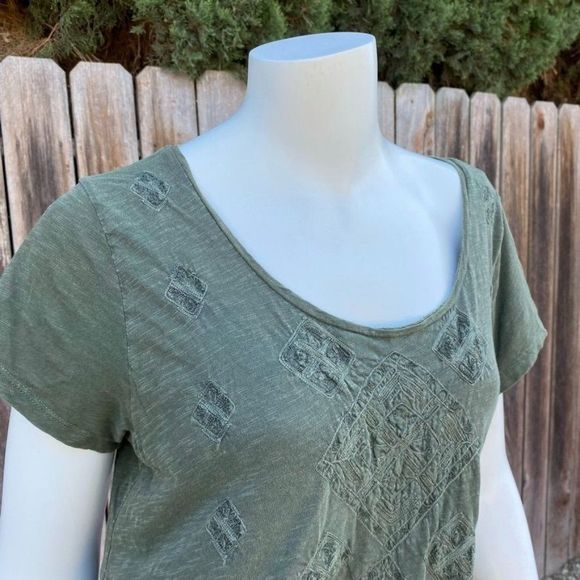 Lucky Brand Green Bohemian Geometric Blouse - Picture 7 of 10